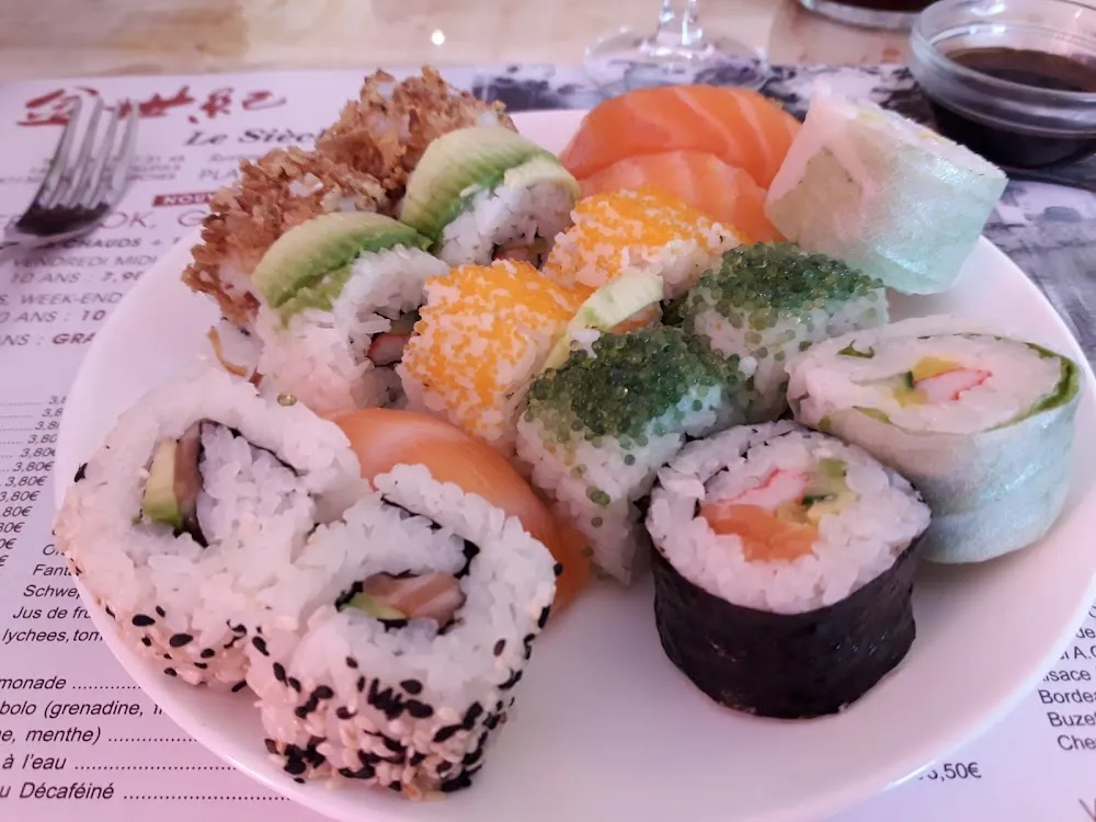 Assortiment de Sushis Et Makis