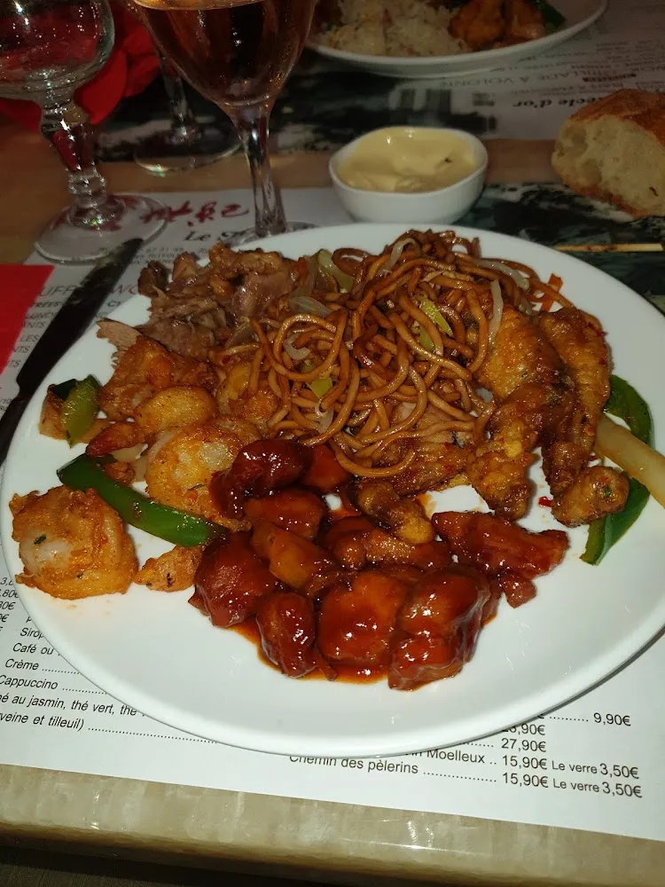 Bœuf Caramel Nouille Cuisses de Grenouille